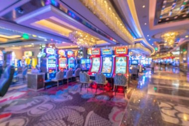 Live roulette wheel spin